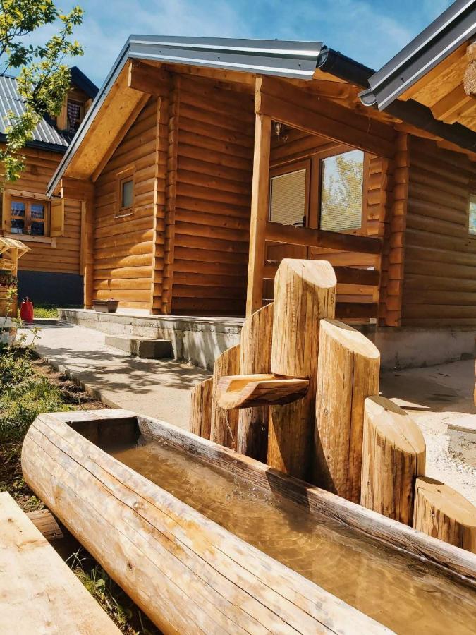 Holiday Bungalows & Food Plav Exterior foto